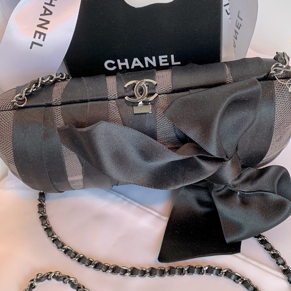 RARE 🦄 CHANEL🖤 Vintage Black Silk Bow Ribbon Tulle Vegan Crossbody Silver Bag
